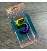 Радужная свеча цифра 5
