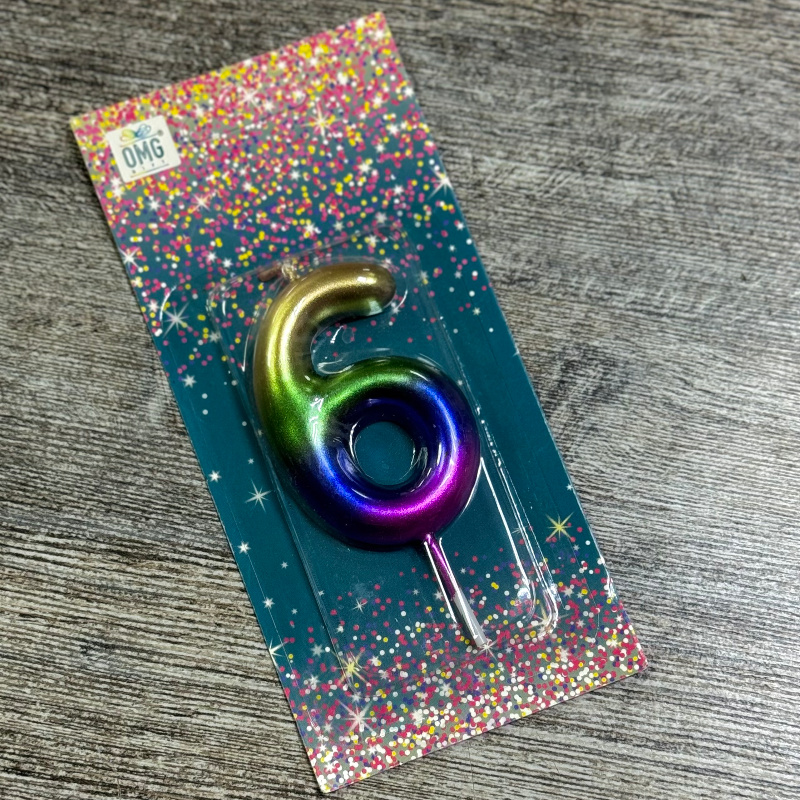 Радужная свеча цифра 6