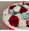 Авторский букет с красными розами